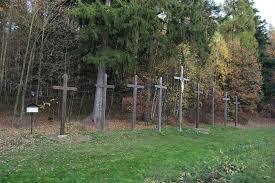 Devět křížů