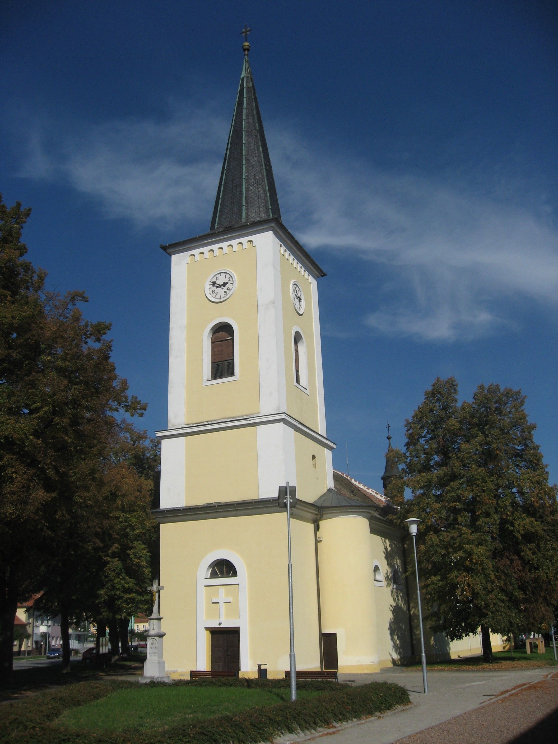 kostel svatého Jana Křtitele a svatého Jana Evangelisty